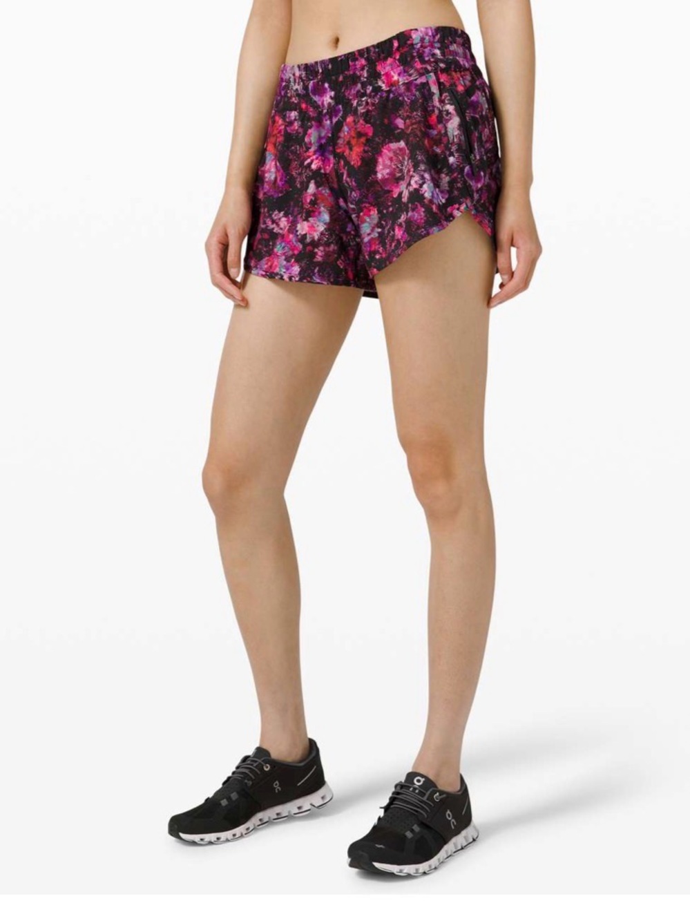 Lululemon Tracker Short V 4" Training Shorts Running Size 8